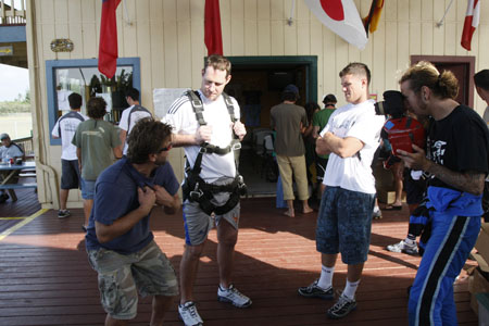 Hawaii08_SkyDiving_019