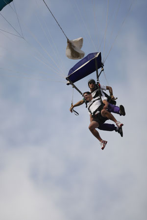 Hawaii08_SkyDiving_336